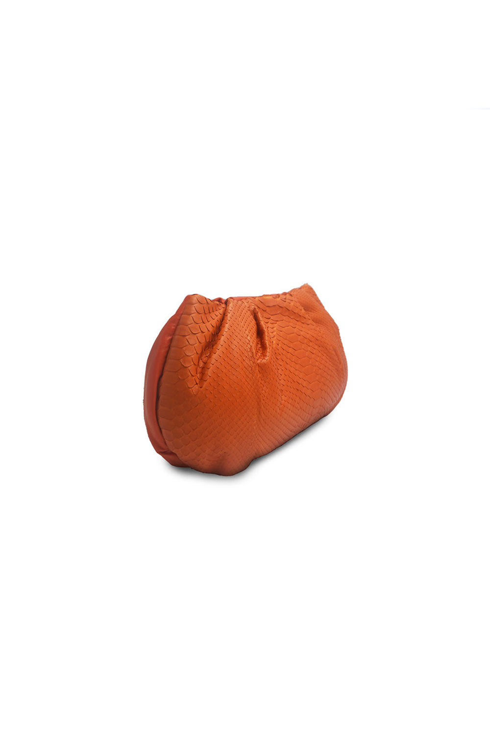 Clara in Orange
