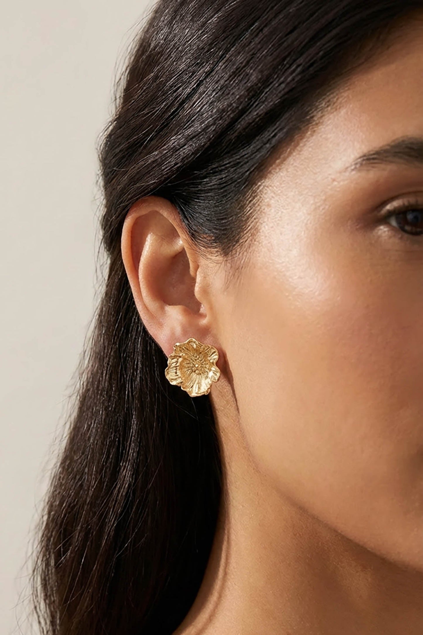 Poppy Studs Gold