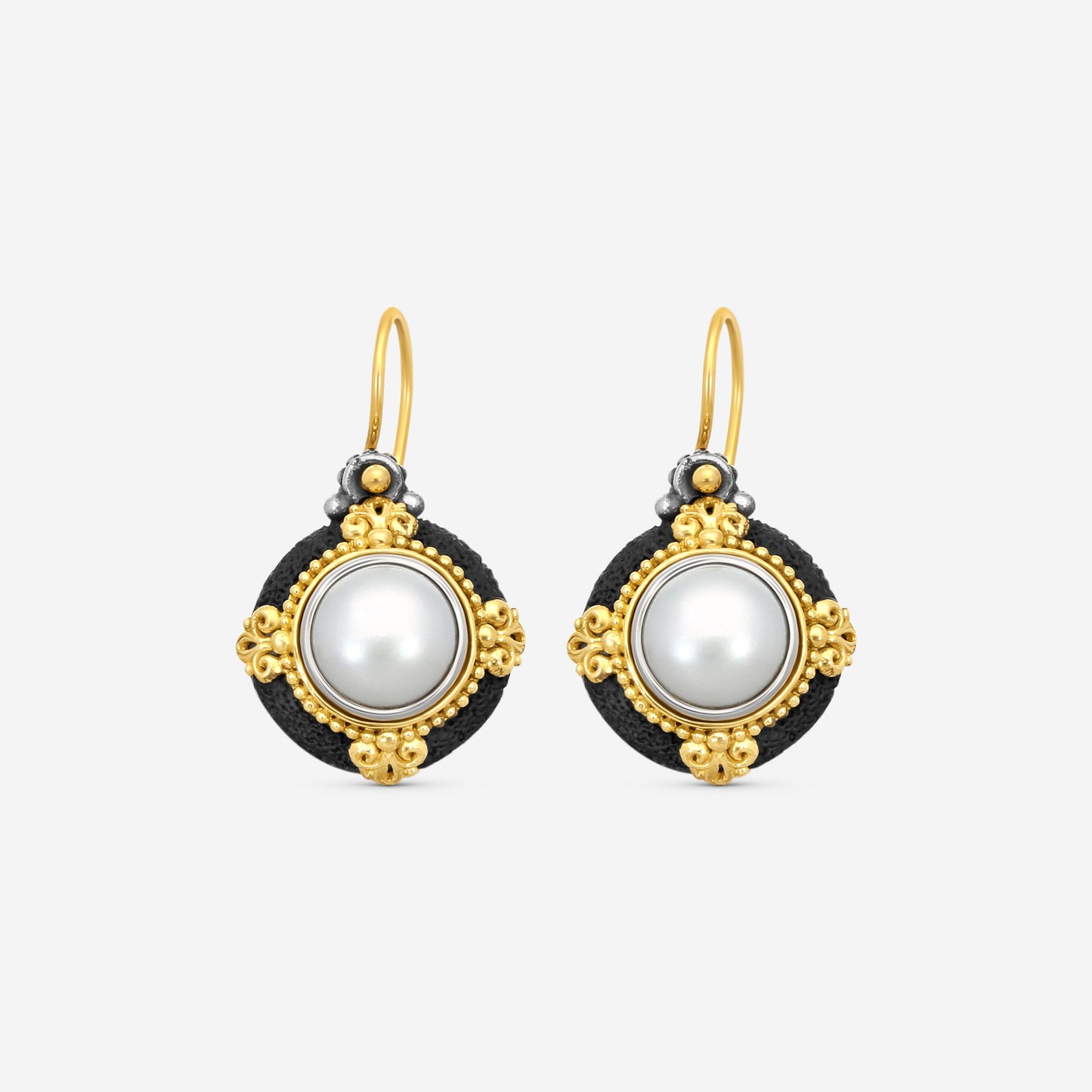 KONSTANTINO - "Nemesis" Sterling Silver & 18k Yellow Gold, Cultured Pearl Earrings (PRL: 7-8mm) - SKMK3115-122

Earring Dimensions: 1.00 x 0.62 in.